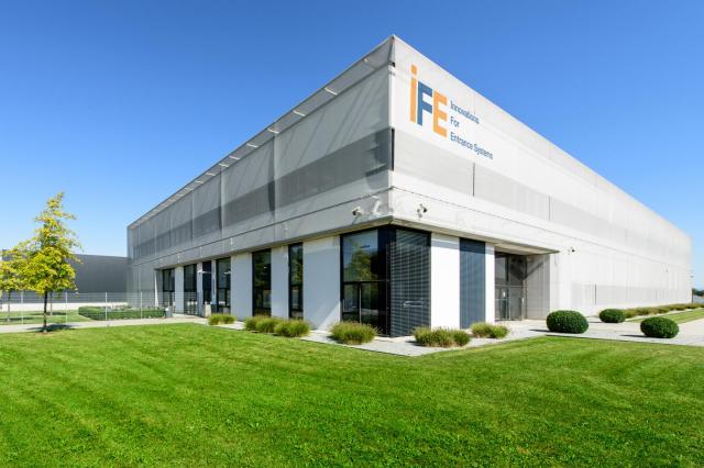 IFE IFE Building Kematen/Y.